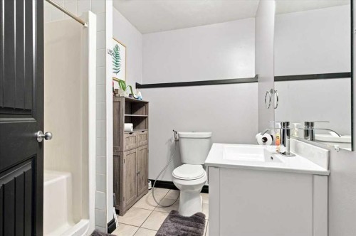 13005 90 Street, Grande Prairie, AB - Indoor Photo Showing Bathroom