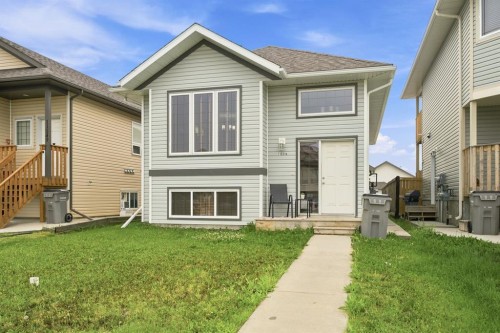 11551 75 Avenue  Grande Prairie, AB T8W 0J3