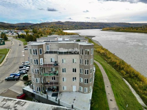 202-9810 94 Street, Peace River, AB - Outdoor With View
