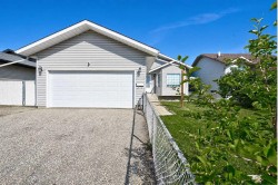 9116 104 Avenue Grande Prairie, AB T8X 1E6