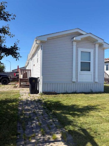 8902 89 Street  Grande Prairie, AB T8X 0G1