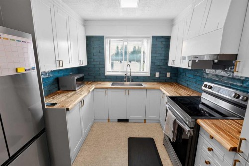 10046 79 Avenue, Grande Prairie, AB 