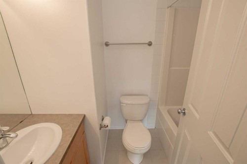 8005 Westpointe Drive, Grande Prairie, AB 