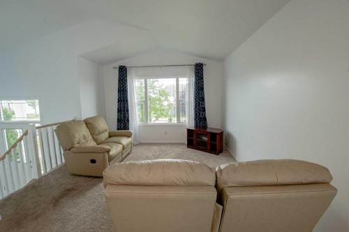 8005 Westpointe Drive, Grande Prairie, AB 