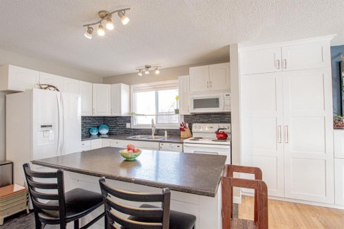 7656 Patterson Drive, Grande Prairie, AB 