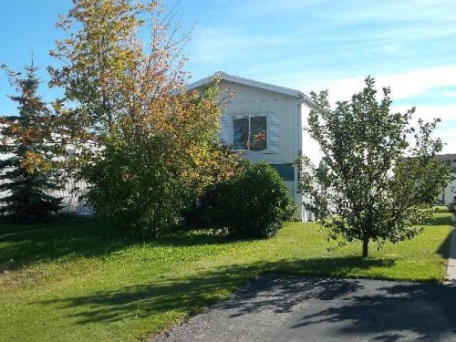 12123 98 Street  Grande Prairie, AB T8V 7J2