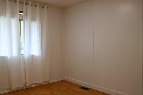 5219 52 Avenue, Valleyview, AB 