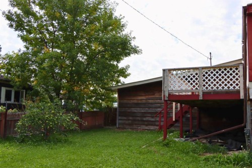 5219 52 Avenue, Valleyview, AB 