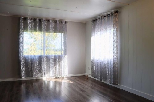 5219 52 Avenue, Valleyview, AB 