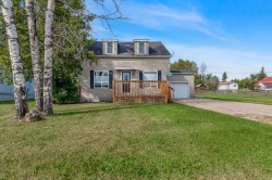 37-72127 Range Road 11  Debolt, AB T0H 1B0