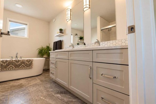 8214 87A Street, Grande Prairie, AB 