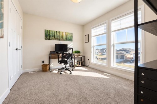 8214 87A Street, Grande Prairie, AB 