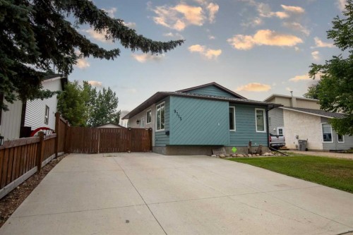 9715 69 Avenue  Grande Prairie, AB T8V 5E4