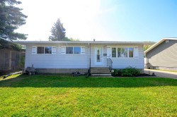 9923 88 Avenue Grande Prairie, AB T8V 0C3