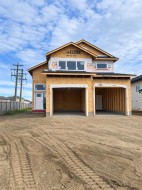 8738 83 Avenue Grande Prairie, AB T8X 0R7