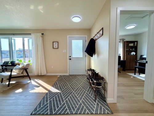 10418 105 Ave, La Crete, AB 