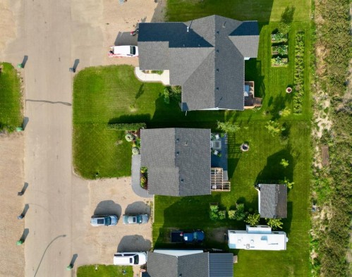 10418 105 Ave, La Crete, AB 