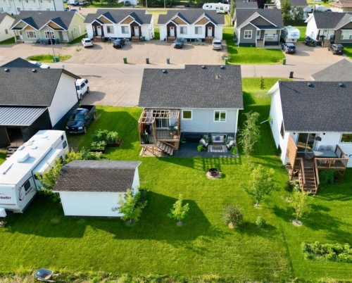 10418 105 Ave, La Crete, AB 