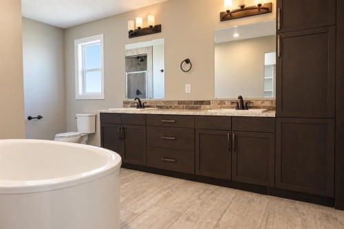 8674 122 Avenue, Grande Prairie, AB 