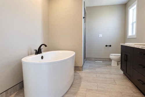 8674 122 Avenue, Grande Prairie, AB 