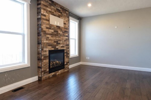8674 122 Avenue, Grande Prairie, AB 