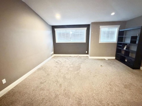8517 70A Avenue, Grande Prairie, AB 