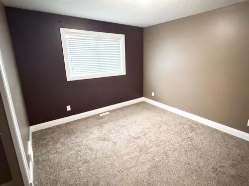 8517 70A Avenue, Grande Prairie, AB 