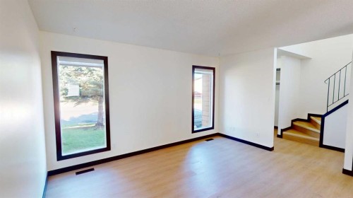 9903 71A Avenue , Grande Prairie, AB T8V 5T8 2