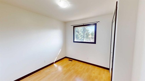 9903 71A Avenue , Grande Prairie, AB T8V 5T8 5