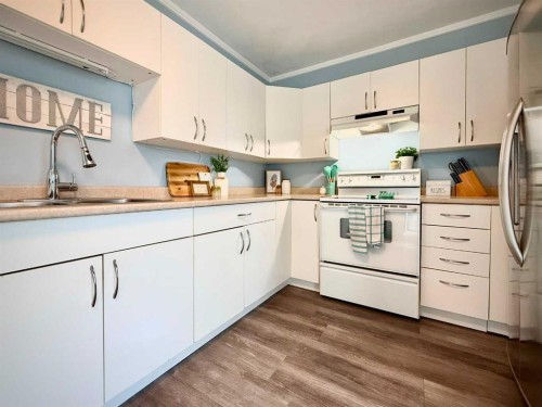 9732 100 Street, Wembley, AB 