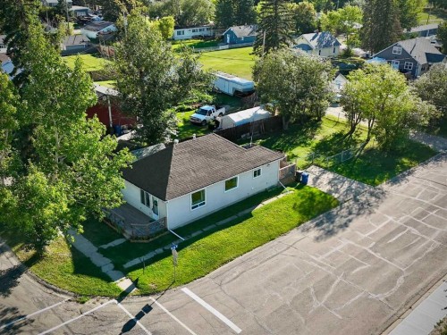 9732 100 Street, Wembley, AB 