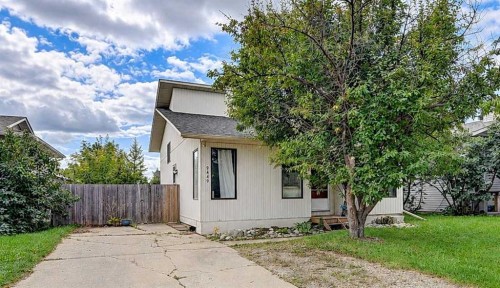 9449 69 Avenue  Grande Prairie, AB T8V 5W6