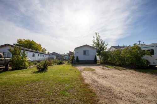9711 103 Avenue, Clairmont, AB 