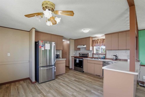 9711 103 Avenue, Clairmont, AB 