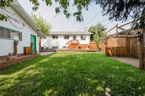 9205 111 Avenue, Grande Prairie, AB 