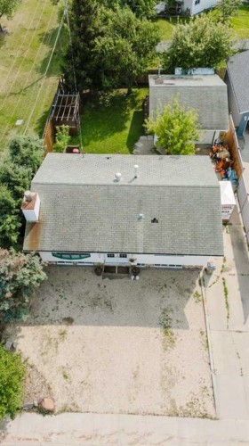 9205 111 Avenue, Grande Prairie, AB 