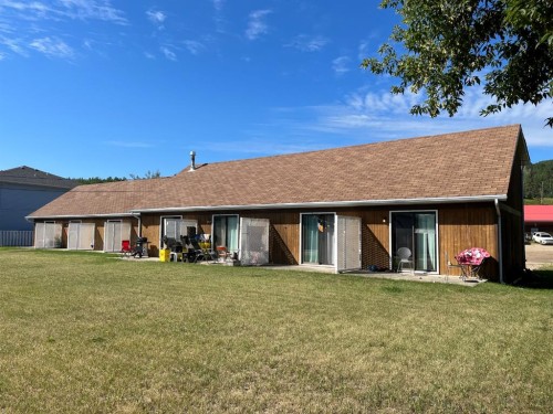 10413 89 Street, Peace River, AB 