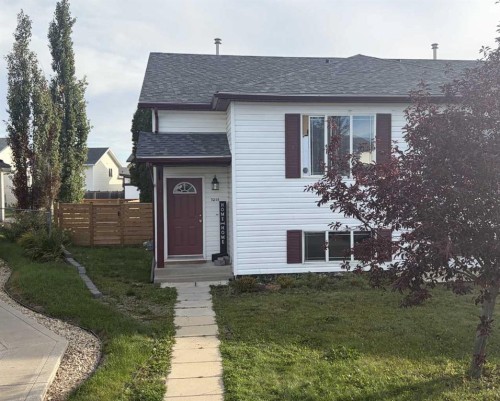 7215 105 Street  Grande Prairie, AB T8W 2S6