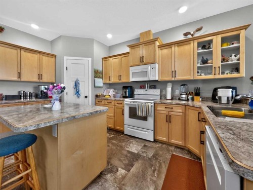 10104 #2 112 Street, La Crete, AB 