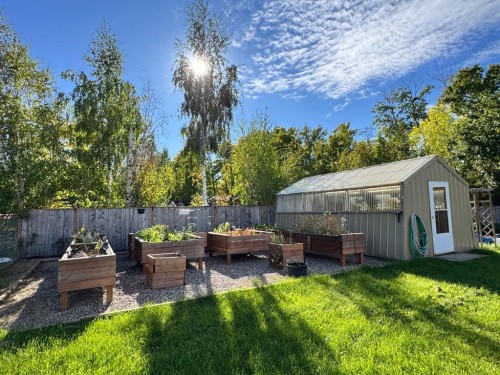 11608 120 Avenue Close, Fairview, AB 