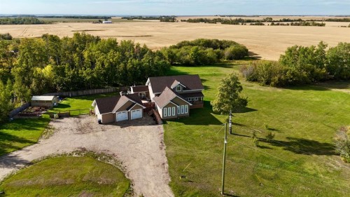 11608 120 Avenue Close, Fairview, AB 