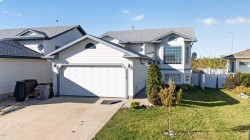 9218 115 Avenue Grande Prairie, AB T8V 7E8