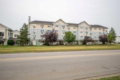 228-10402 111 Street, Grande Prairie, AB 