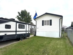 12127 97B Street Grande Prairie, AB T8V 7P2