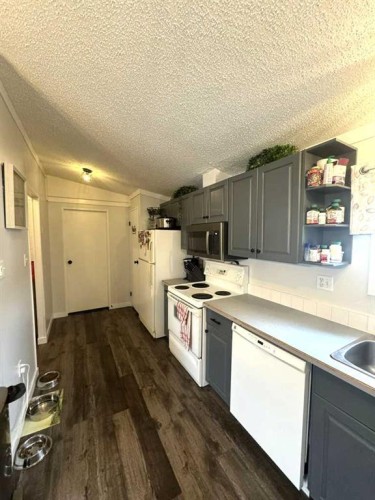 12127 97B Street, Grande Prairie, AB 