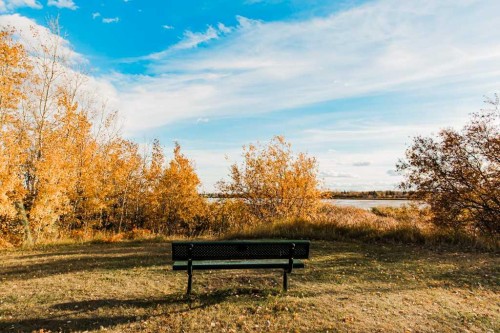 9305 Lakeshore Court, Grande Prairie, AB 