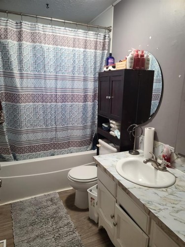 5211 50 Avenue, Grimshaw, AB 
