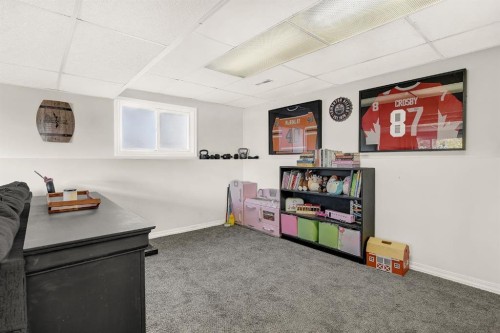 810 Almond Avenue, Beaverlodge, AB 