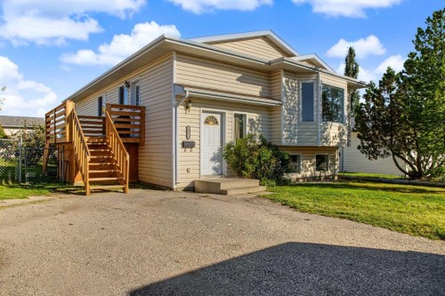 10613 91A Street, Grande Prairie, AB 