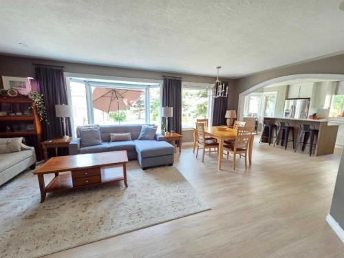 4934 93 Street, Wedgewood, AB 